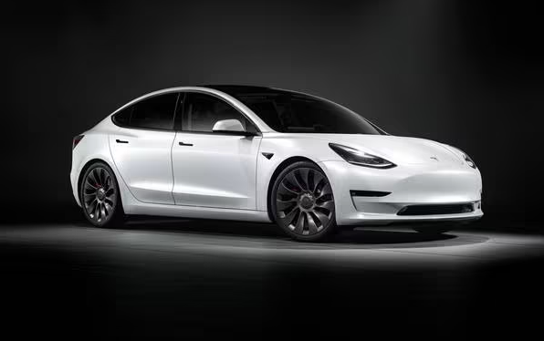 10 Reasons for Why You Should Buy A Tesla Model 3 ?